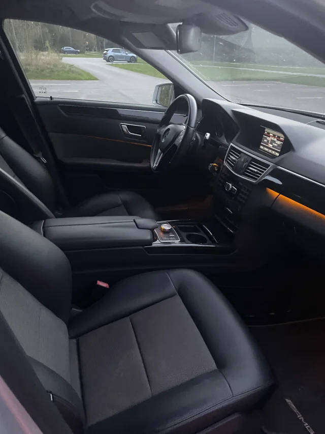 Image of Mercedes-Benz E250 2.1 150kW