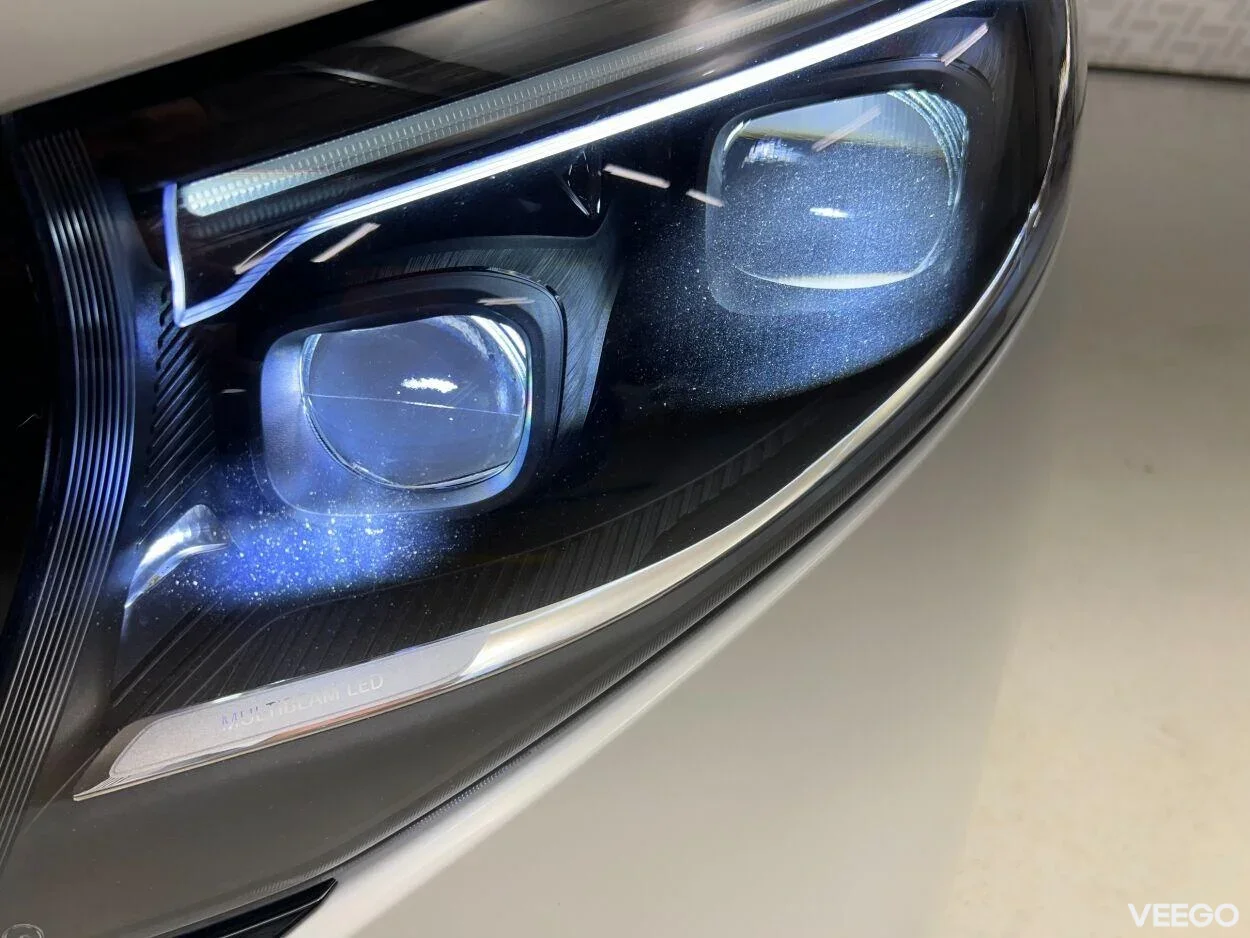 Mercedes-Benz V300 Avantgarde A2 d 4Matic AMG Line 2 174kW