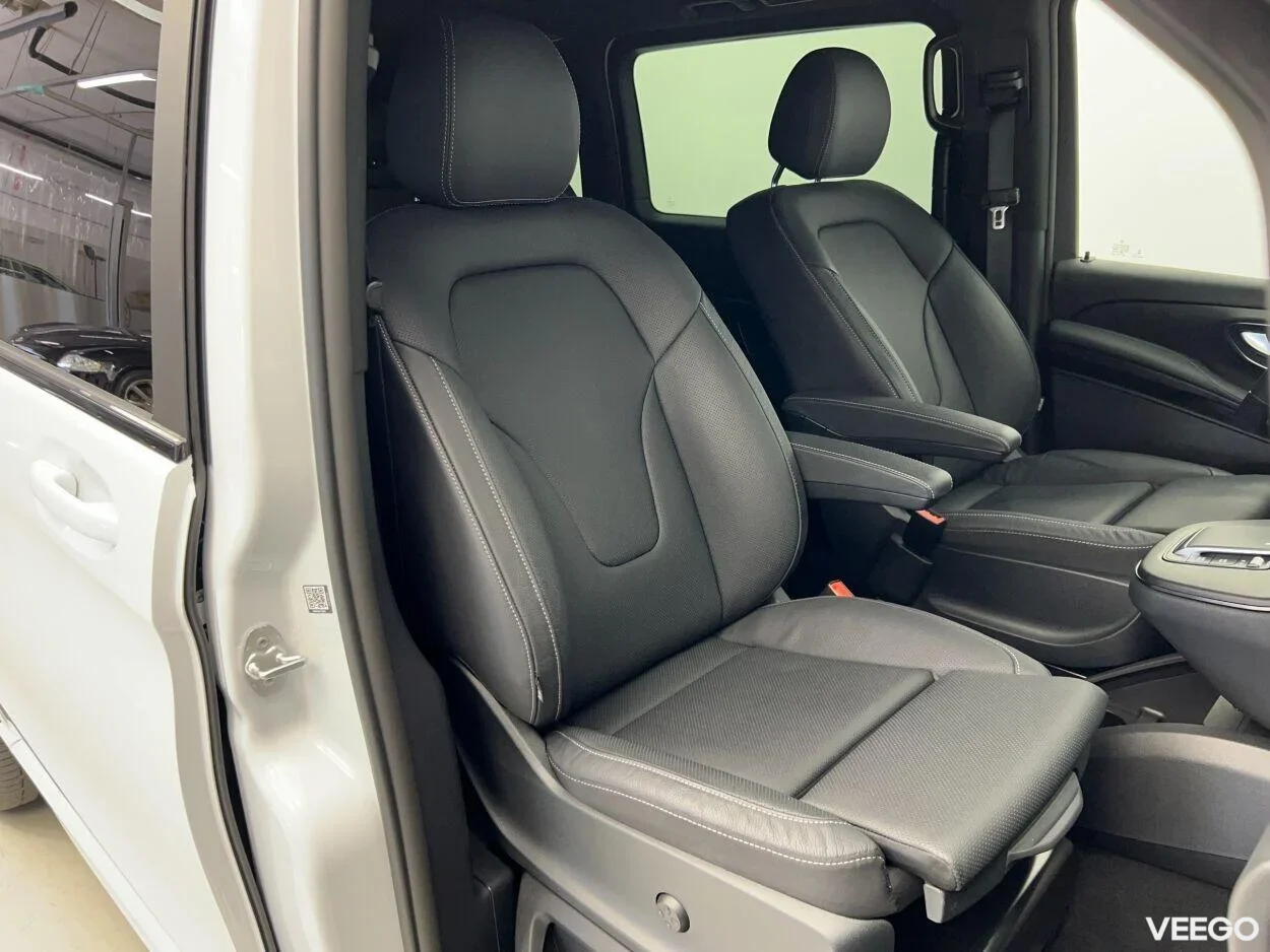 Mercedes-Benz V300 Avantgarde A2 d 4Matic AMG Line 2 174kW