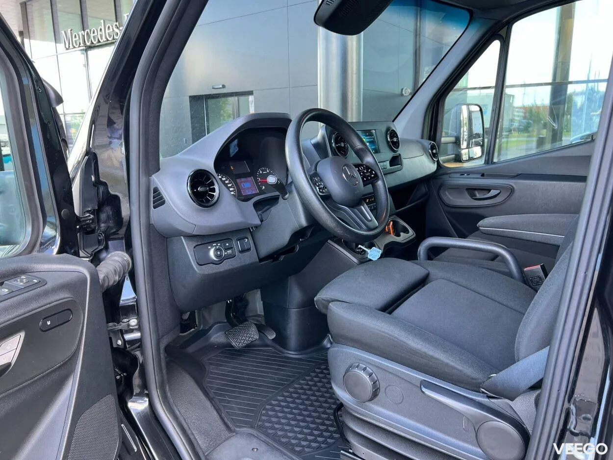 Mercedes-Benz Sprinter 519CDI 2.1 120kW