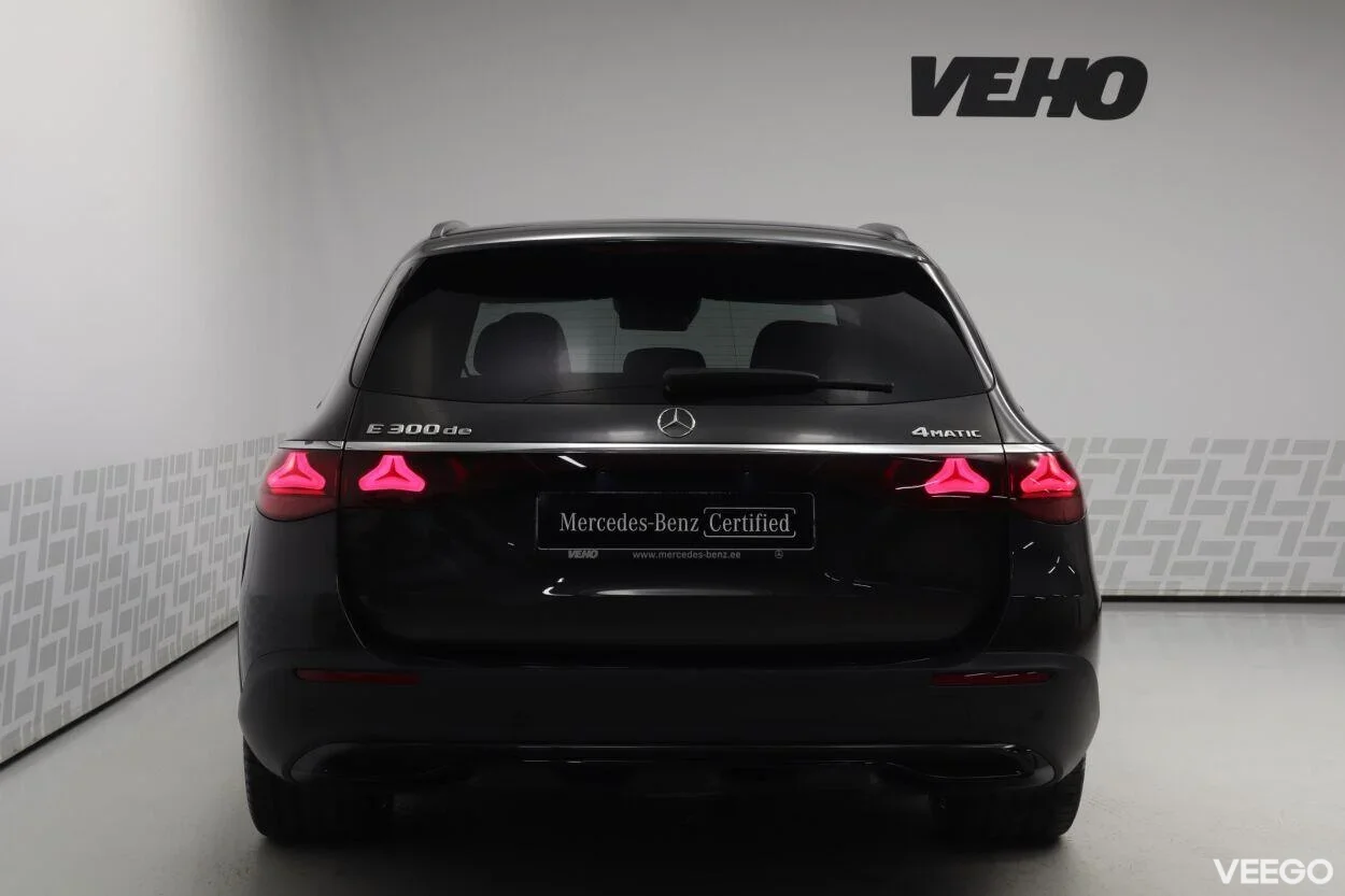Mercedes-Benz E300 de 4Matic All Terrain Plug in Hybrid 2 145kW