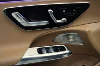 Mercedes-Benz E300 de 4Matic All Terrain Plug in Hybrid 2 145kW thumbnail