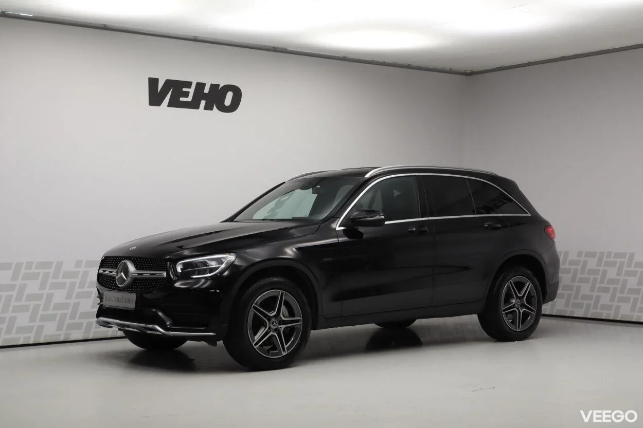 Mercedes-Benz GLC300 e 4MATIC AMG 2 155kW