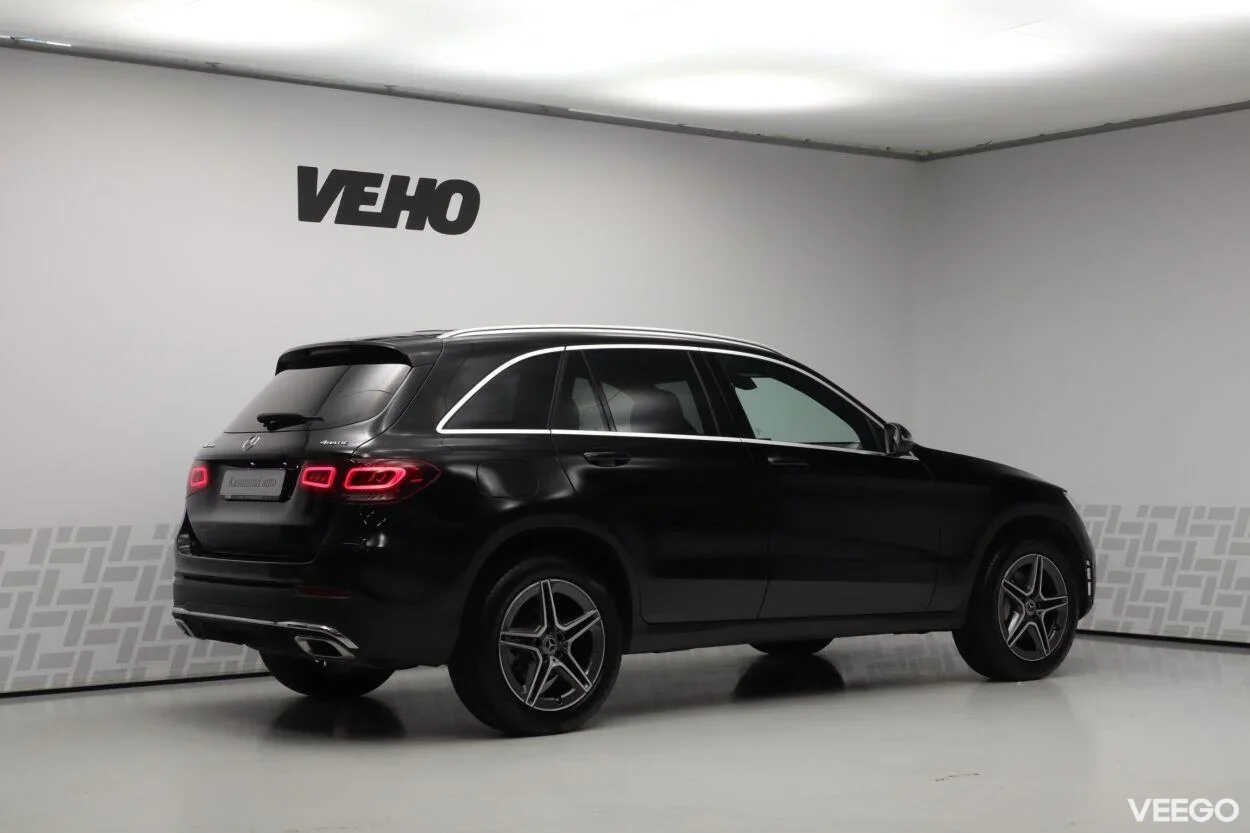 Mercedes-Benz GLC300 e 4MATIC AMG 2 155kW