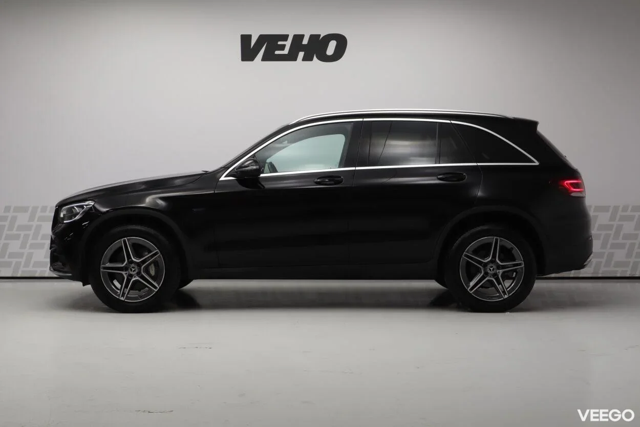 Mercedes-Benz GLC300 e 4MATIC AMG 2 155kW
