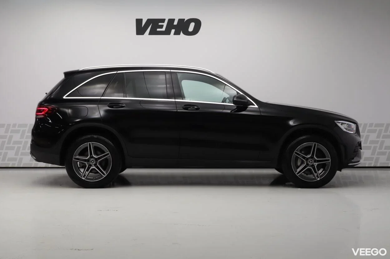 Mercedes-Benz GLC300 e 4MATIC AMG 2 155kW