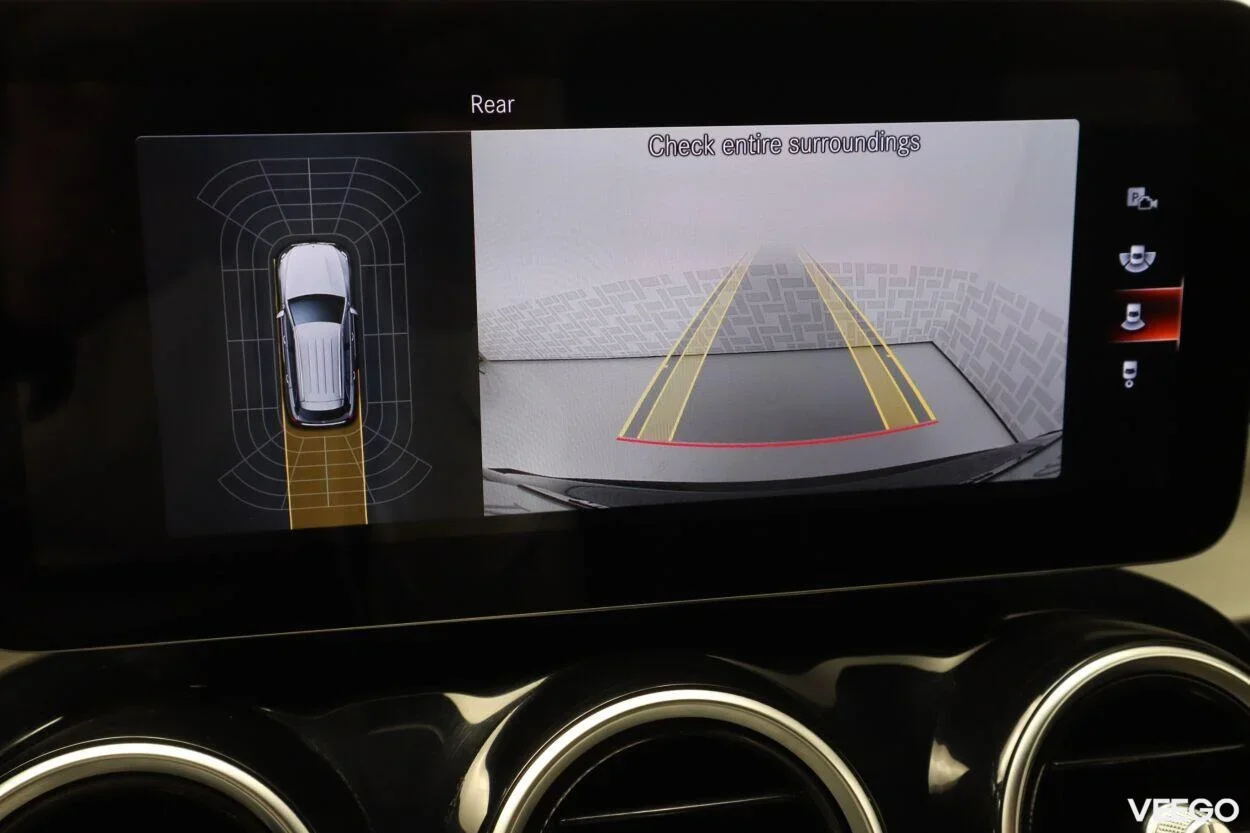 Mercedes-Benz GLC300 e 4MATIC AMG 2 155kW