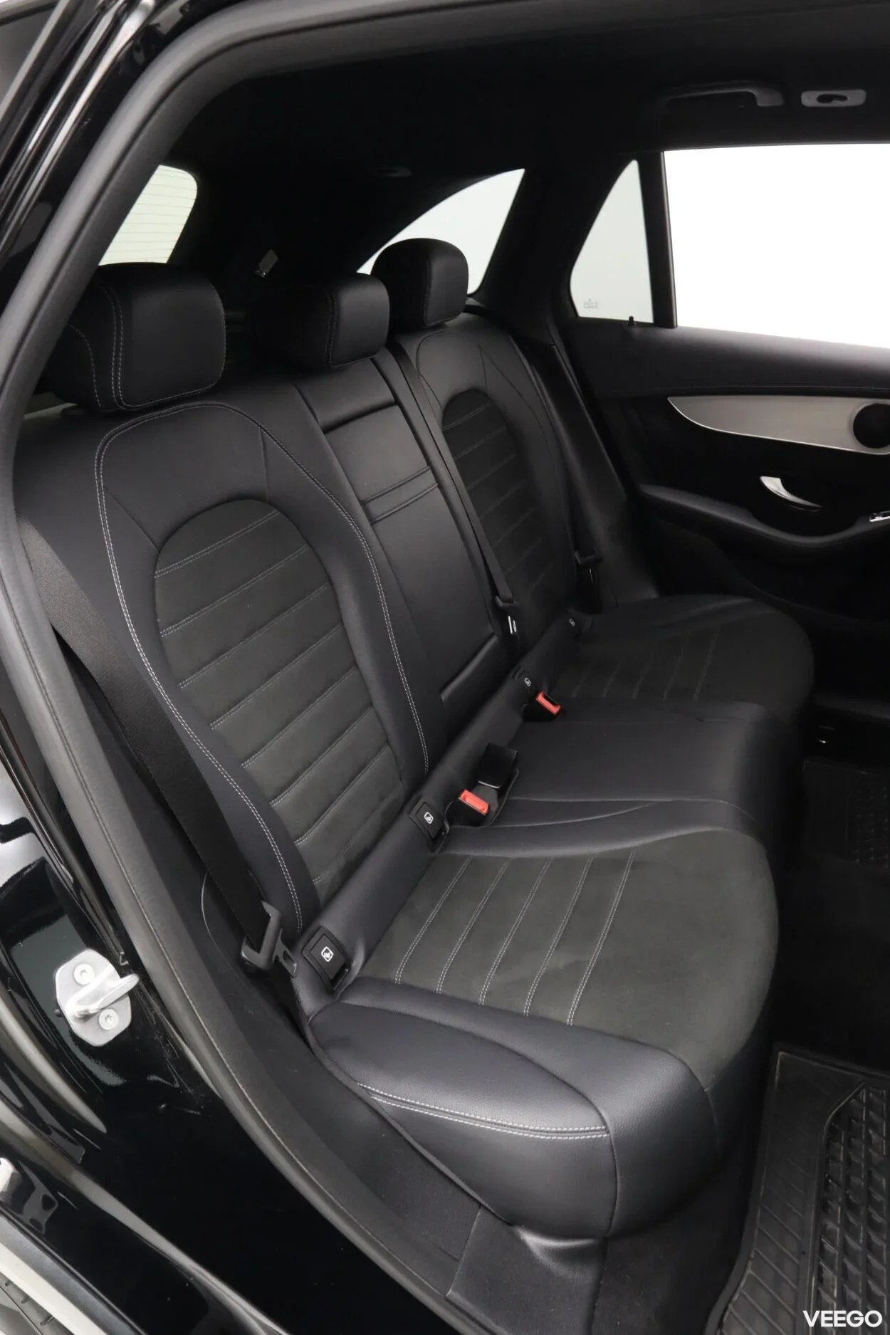 Mercedes-Benz GLC300 e 4MATIC AMG 2 155kW