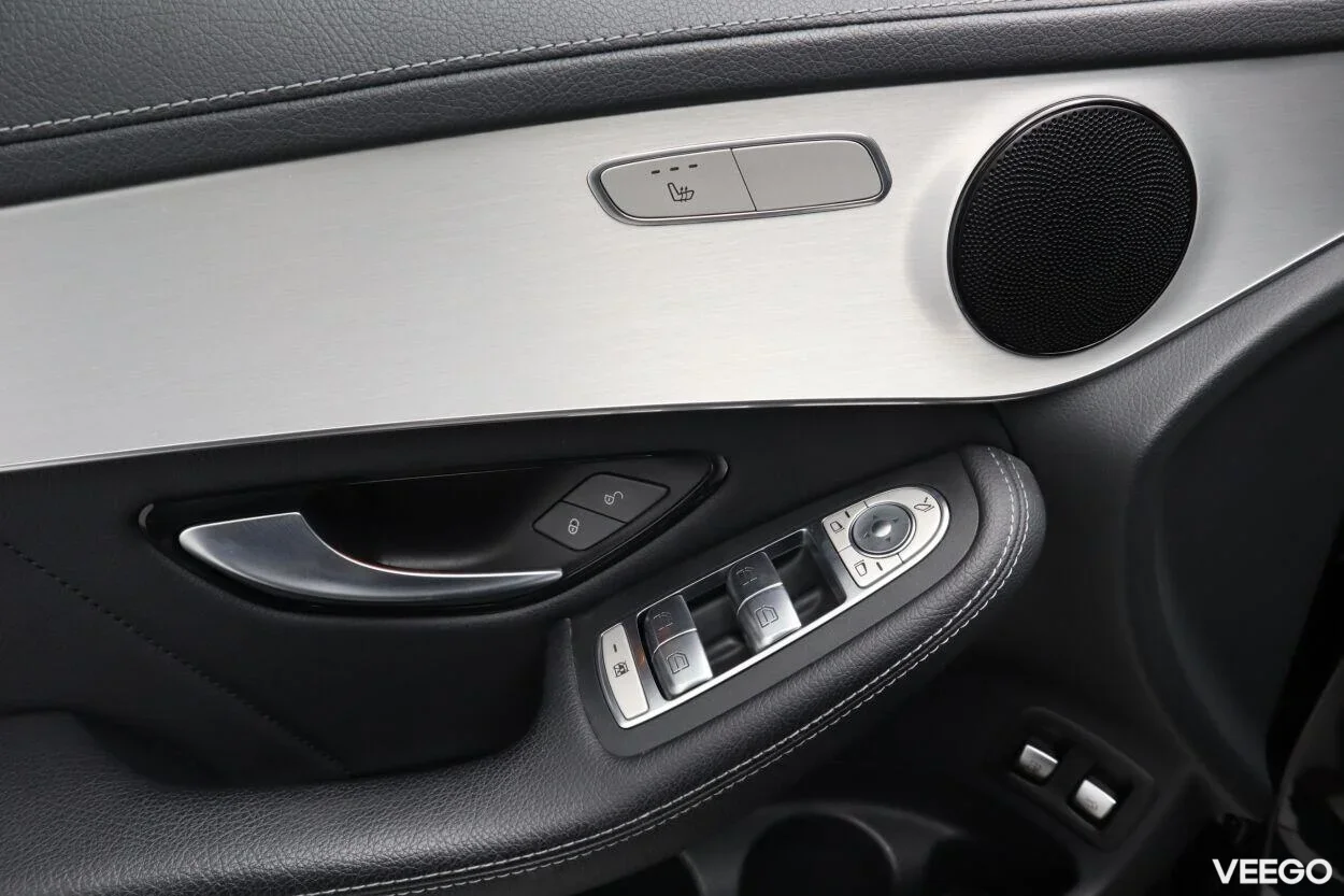 Mercedes-Benz GLC300 e 4MATIC AMG 2 155kW