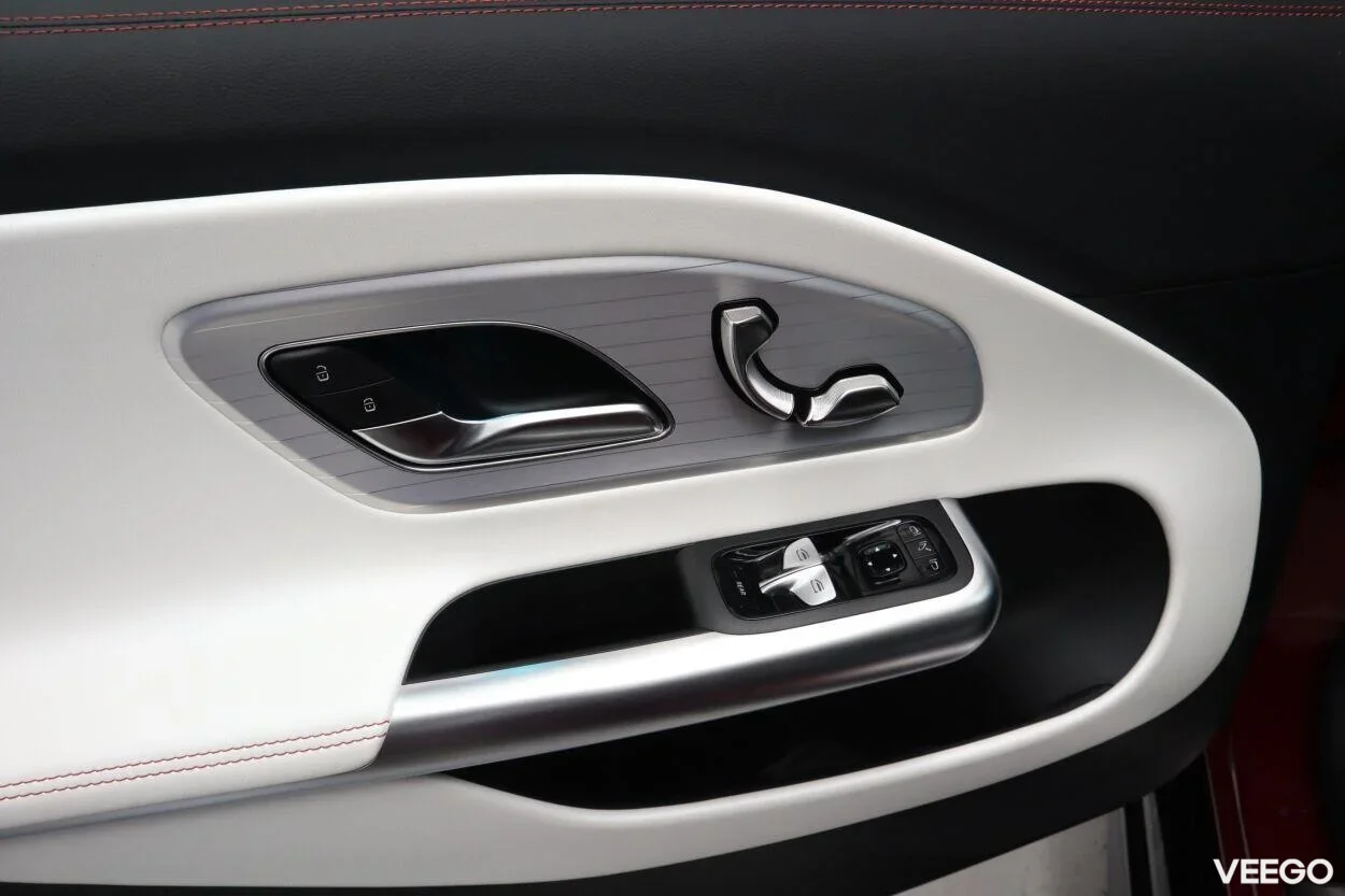 Mercedes-Benz CLA250 + 145kW