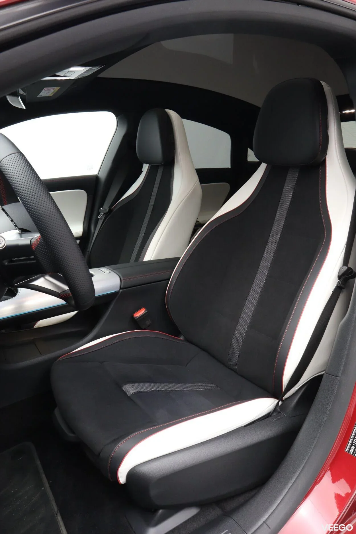 Mercedes-Benz CLA250 + 145kW