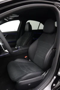 Mercedes-Benz E200 4MATIC 2 150kW thumbnail