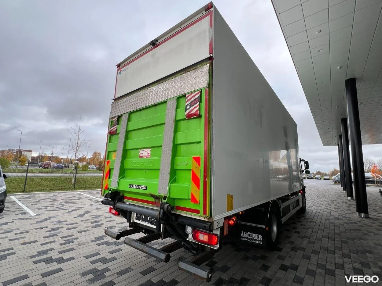 Volvo FM 370 Külmik Carrier avatava küljega 10.8 278kW