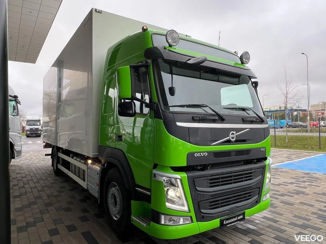 Volvo FM 370 Külmik Carrier avatava küljega 10.8 278kW