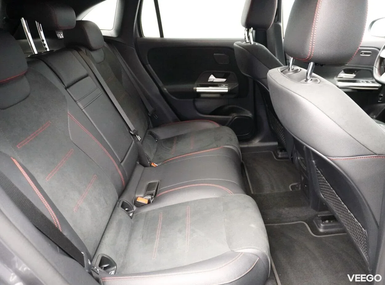 Mercedes-Benz EQA: EQA 250 AMG Line 80kW