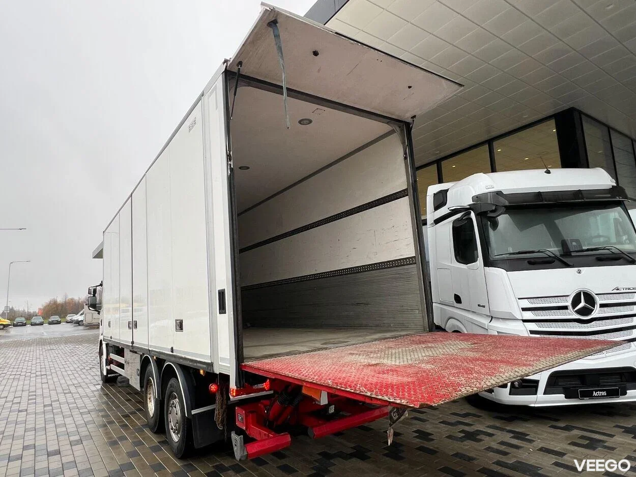 Scania G360 6X2 Avatava küljega 12.7 331kW