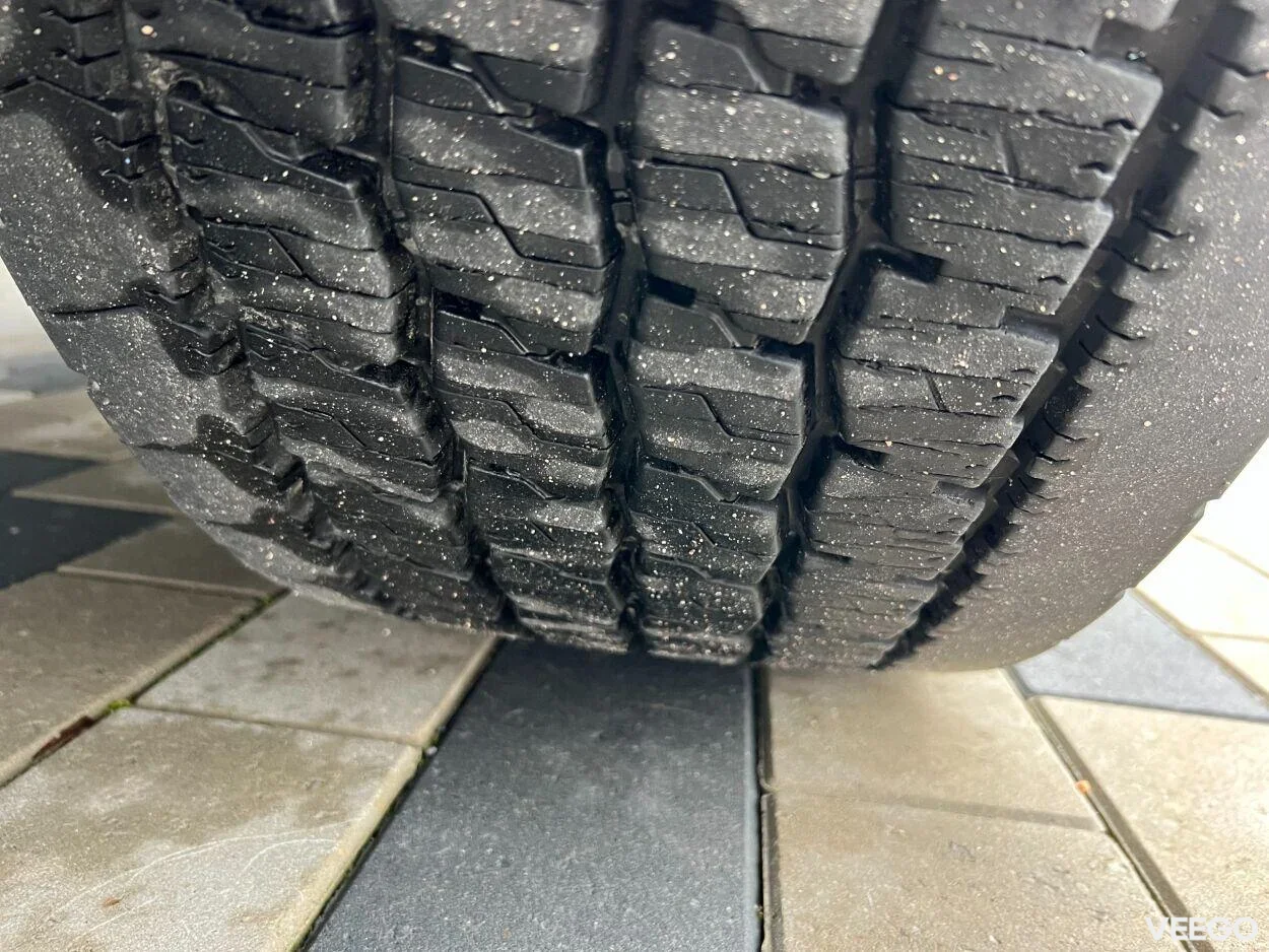 Volvo FM 370 Külmik Carrier avatava küljega 10.8 278kW