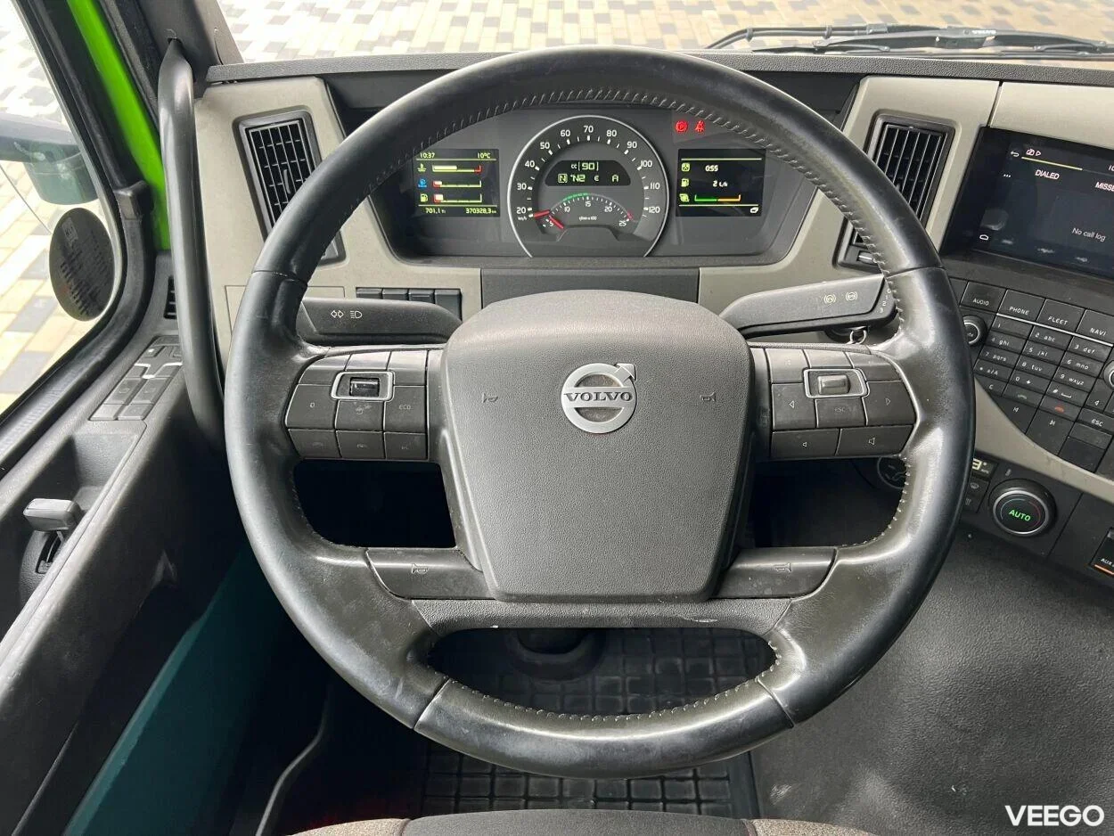 Volvo FM 370 Külmik Carrier avatava küljega 10.8 278kW