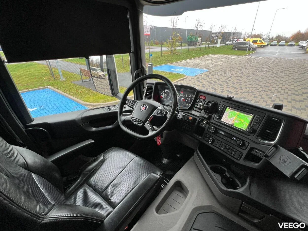 Scania G360 6X2 Avatava küljega 12.7 331kW