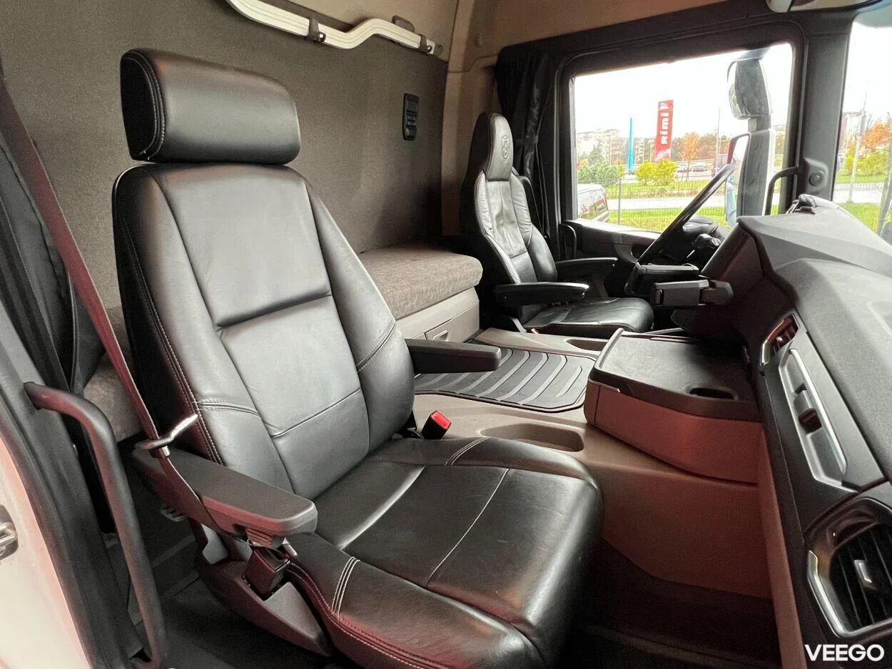 Scania G360 6X2 Avatava küljega 12.7 331kW