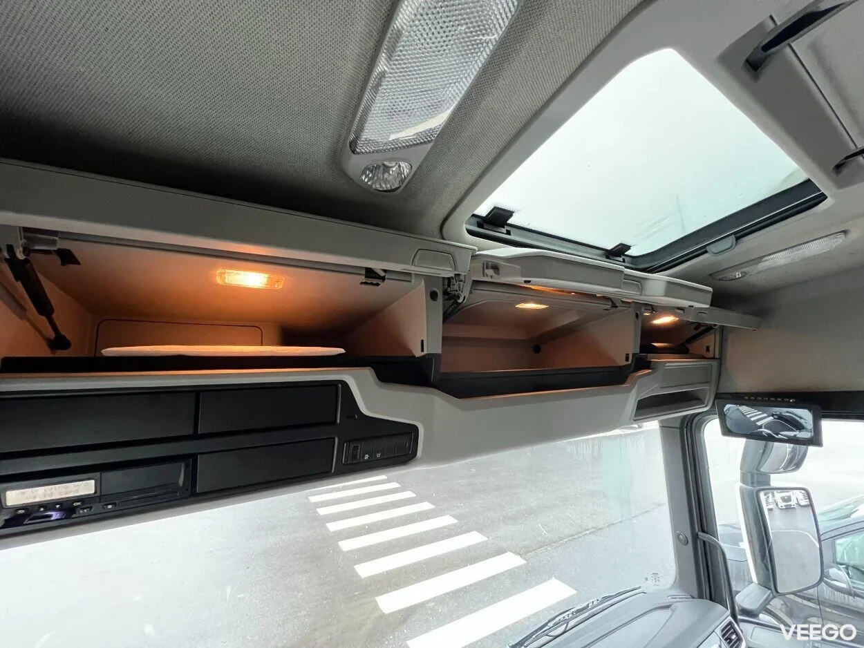 Scania G360 6X2 Avatava küljega 12.7 331kW