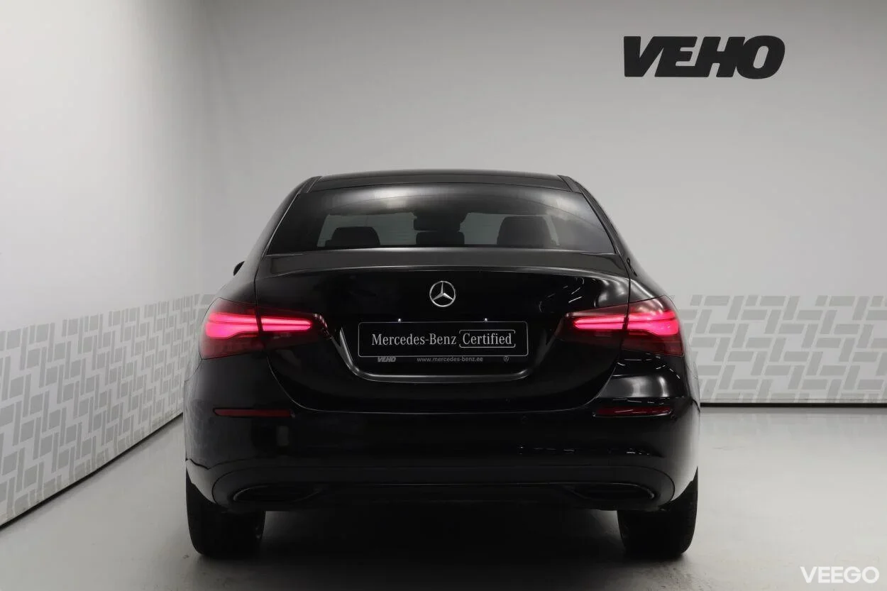 Mercedes-Benz A180 Progressive 1.3 100kW