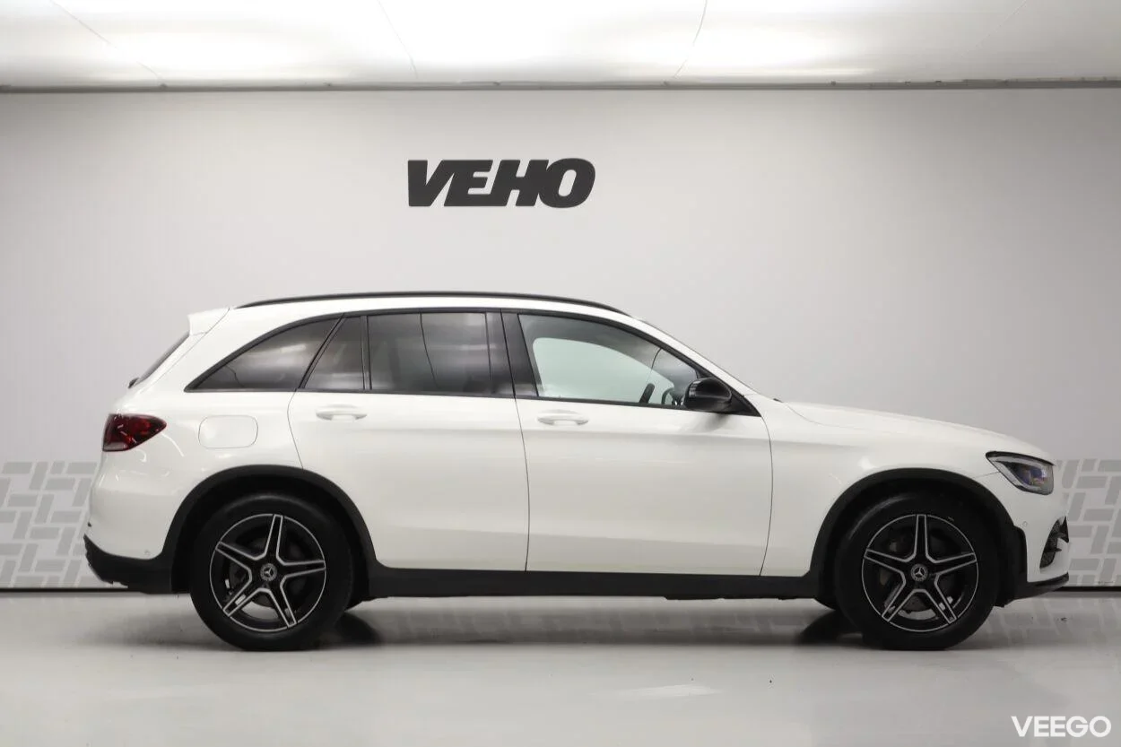 Mercedes-Benz GLC220 d 4Matic AMG 2 143kW