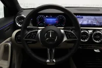 Mercedes-Benz A180 Progressive 1.3 100kW thumbnail