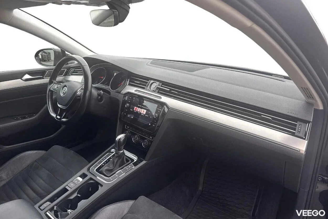 Volkswagen Passat 2 110kW