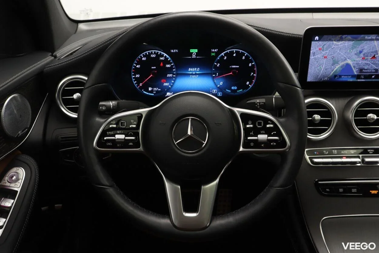 Mercedes-Benz GLC300 4Matic Coupe AMG 2 190kW