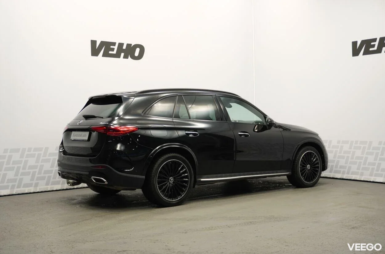 Mercedes-Benz GLC220 4Matic AMG-line Night pakett 2 145kW