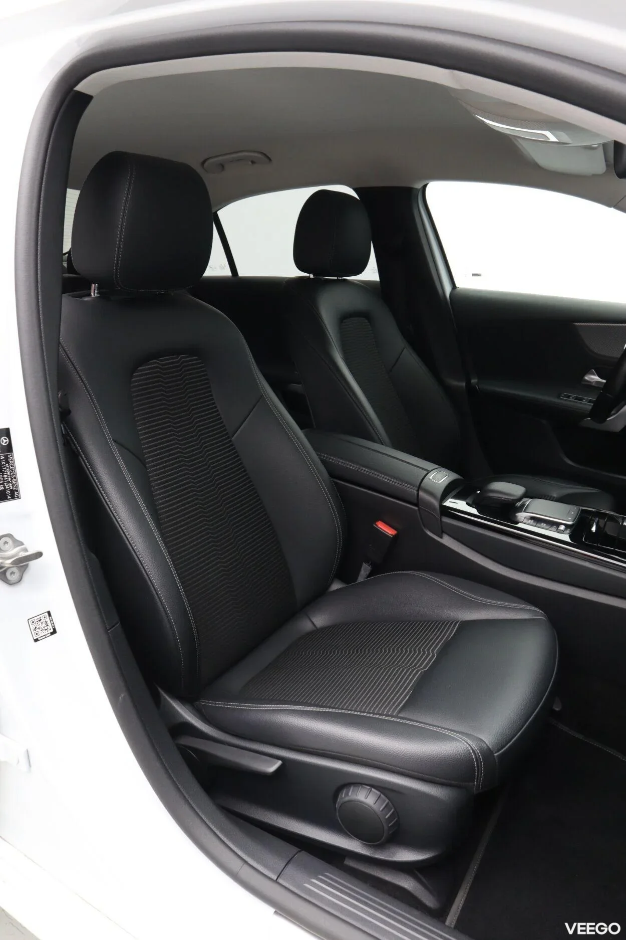 Mercedes-Benz A180 Progressive 1.3 100kW