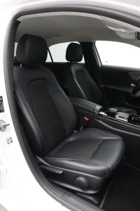 Mercedes-Benz A180 Progressive 1.3 100kW thumbnail