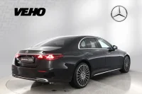 Mercedes-Benz E300 de 4Matic Exclusive Plug-in 2 145kW thumbnail