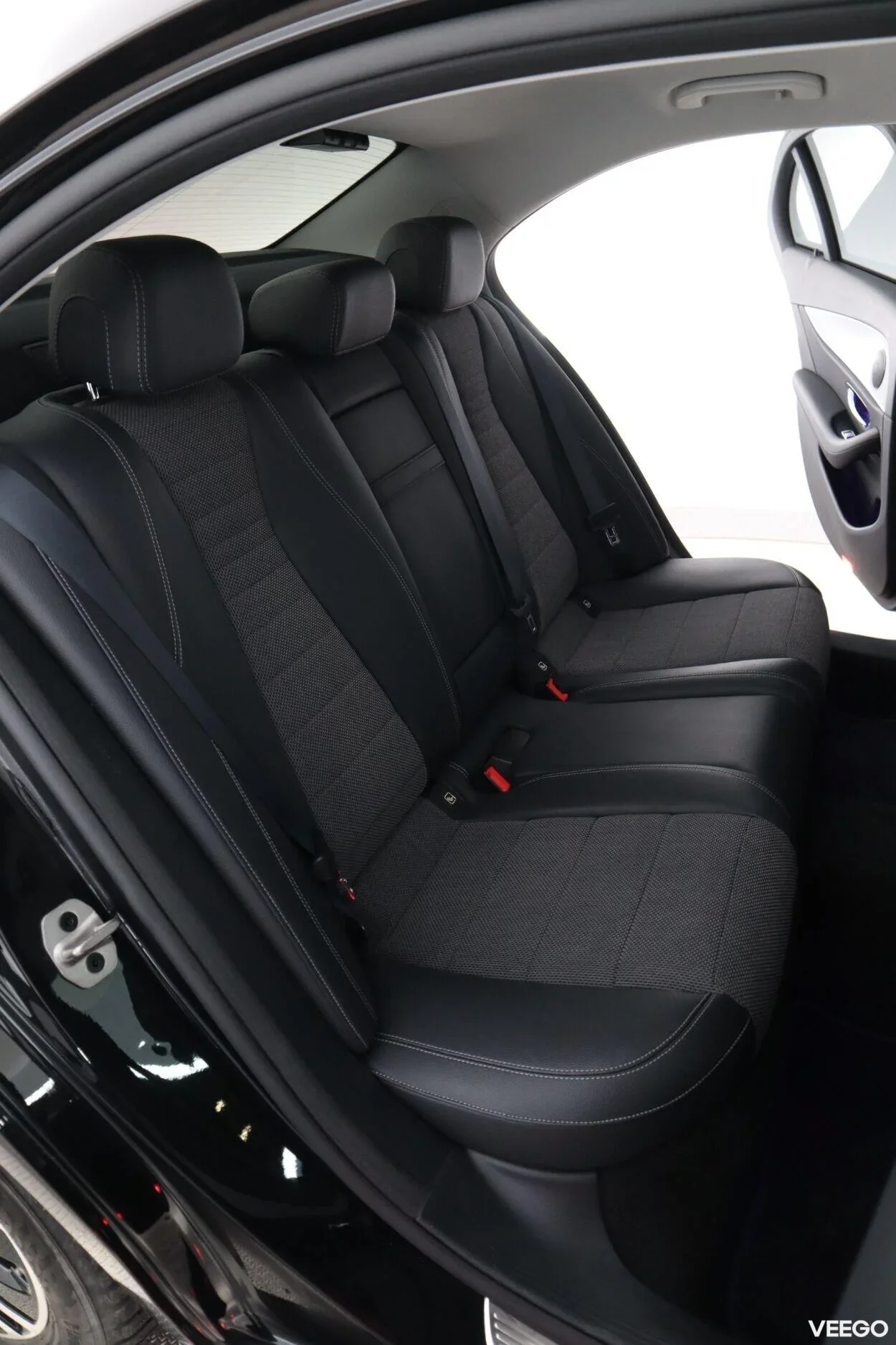 Mercedes-Benz E220 d 4Matic Avantgarde 2 143kW