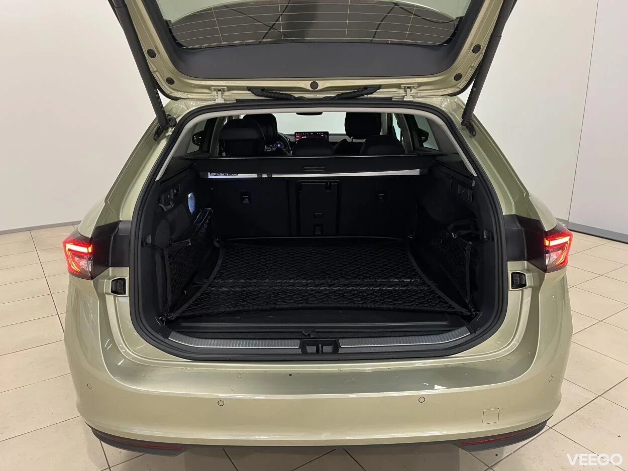 Skoda Superb Combi Selection 1.5 110kW