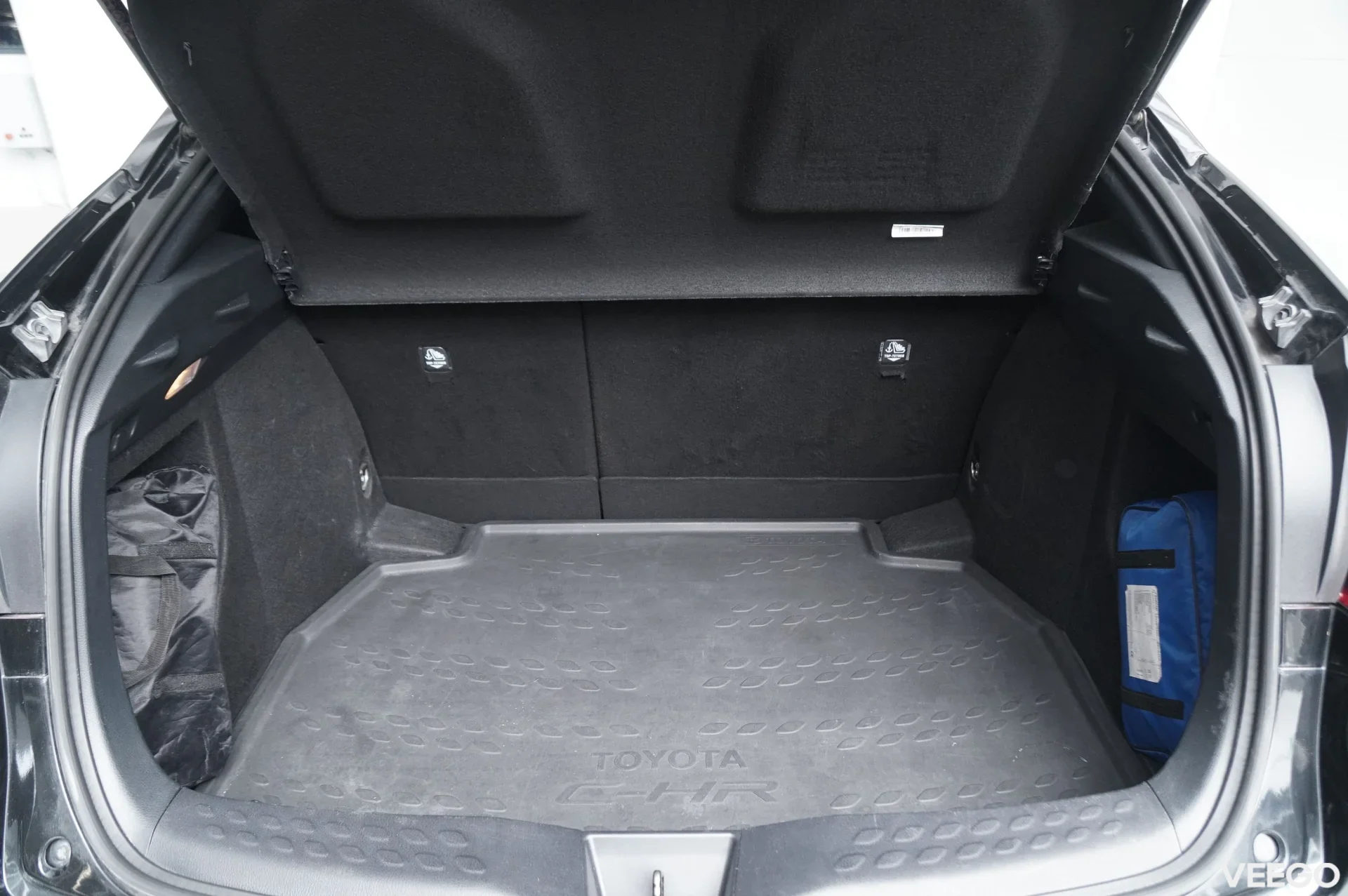 Toyota C-HR Luxury 1.8 72kW