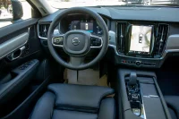 Volvo V90 Cross Country AWD Ultimate Intelli Safe PRO 2 184kW thumbnail