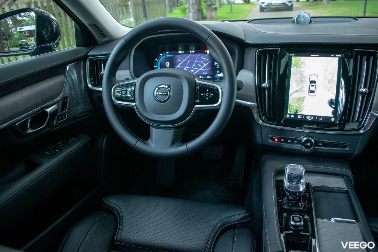 Volvo S90 AWD ULTIMATE BRIGHT XENIUM FULLOPT 2 183kW