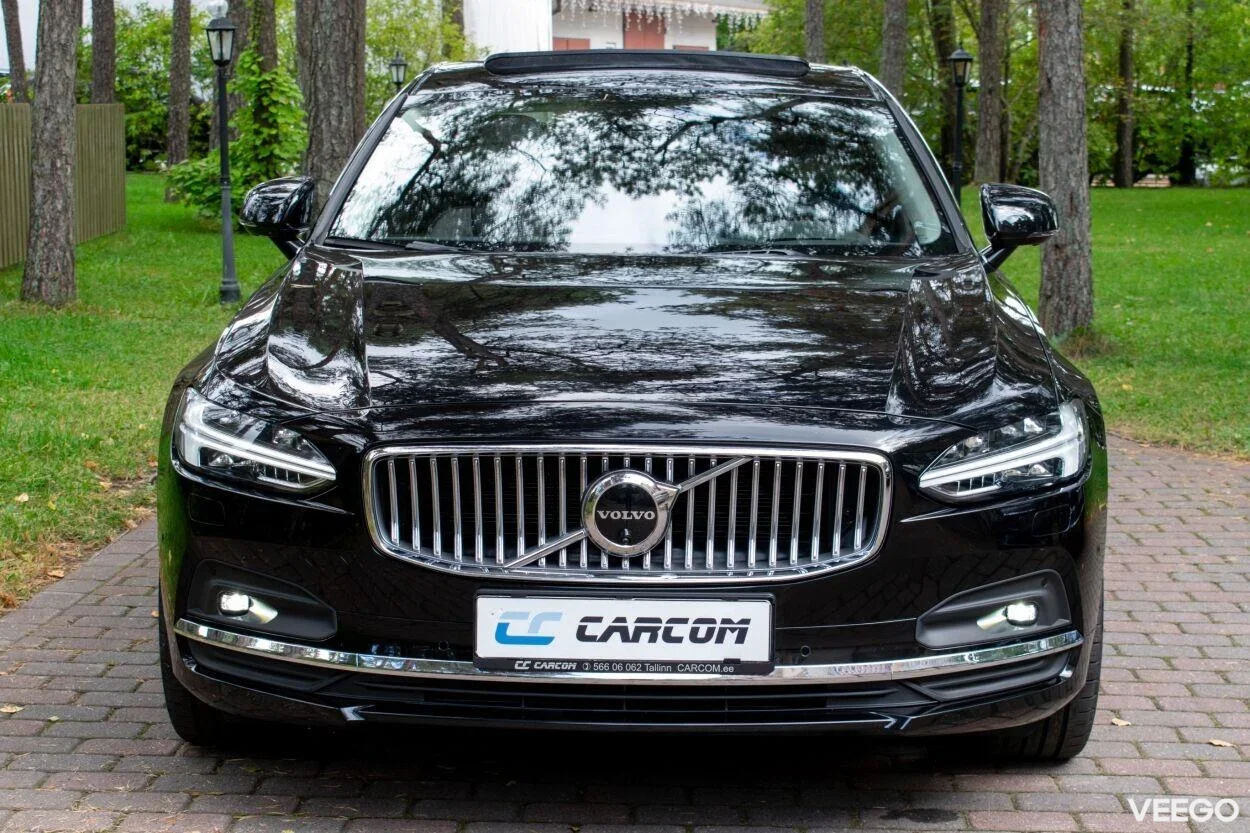Volvo S90 AWD ULTIMATE BRIGHT XENIUM FULLOPT 2 183kW