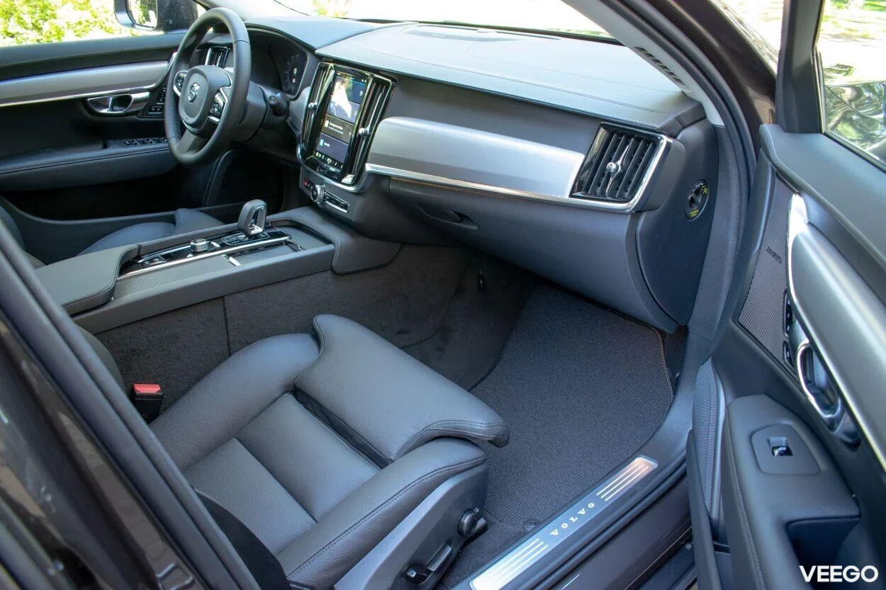 Volvo V90 Cross Country AWD Ultimate Intelli Safe PRO 2 184kW