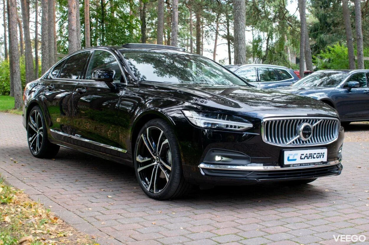 Volvo S90 AWD ULTIMATE BRIGHT XENIUM FULLOPT 2 183kW