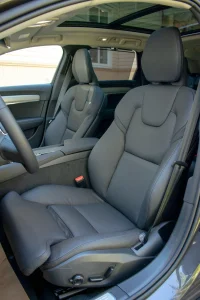 Volvo V90 Cross Country AWD Ultimate Intelli Safe PRO 2 184kW thumbnail