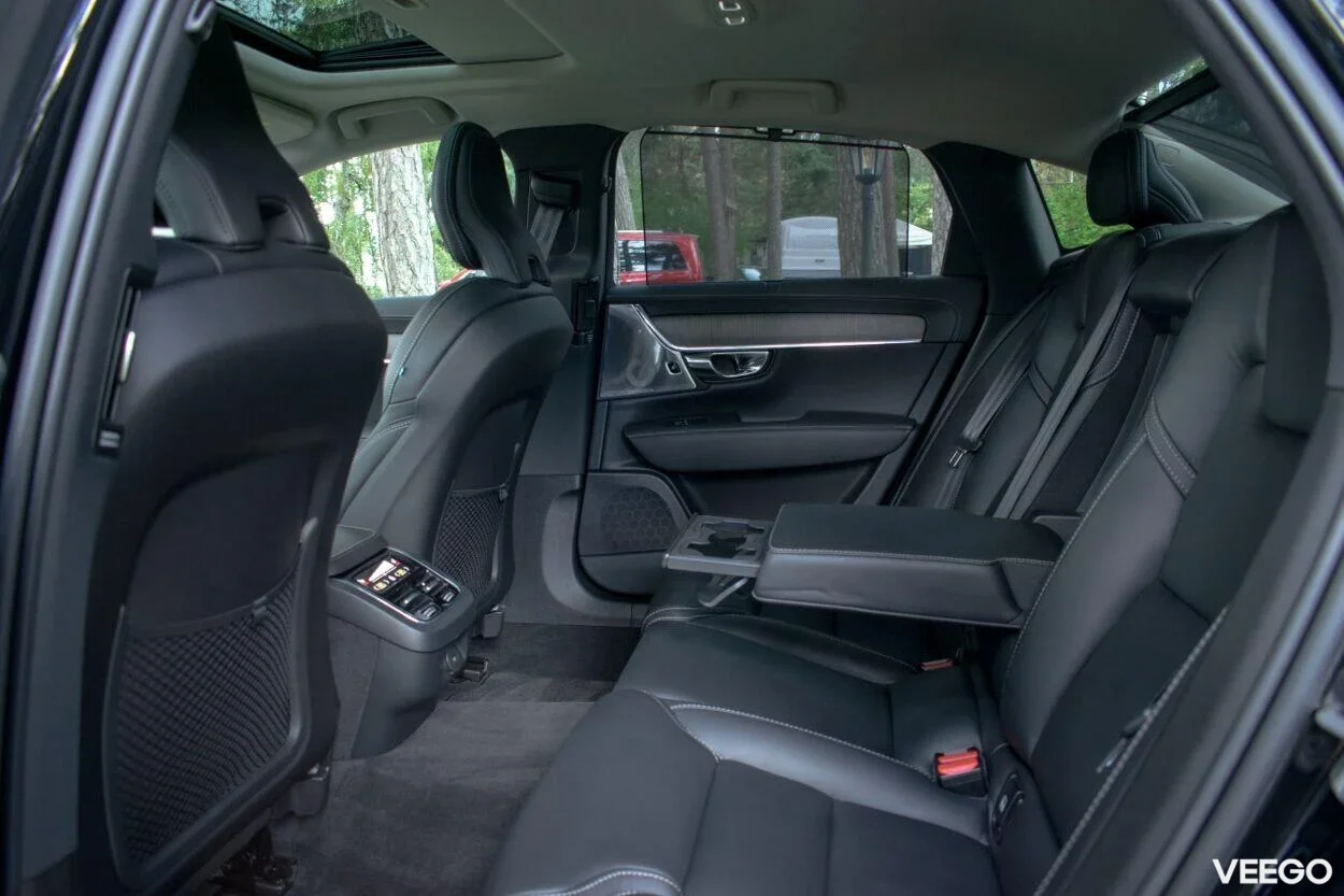 Volvo S90 AWD ULTIMATE BRIGHT XENIUM FULLOPT 2 183kW