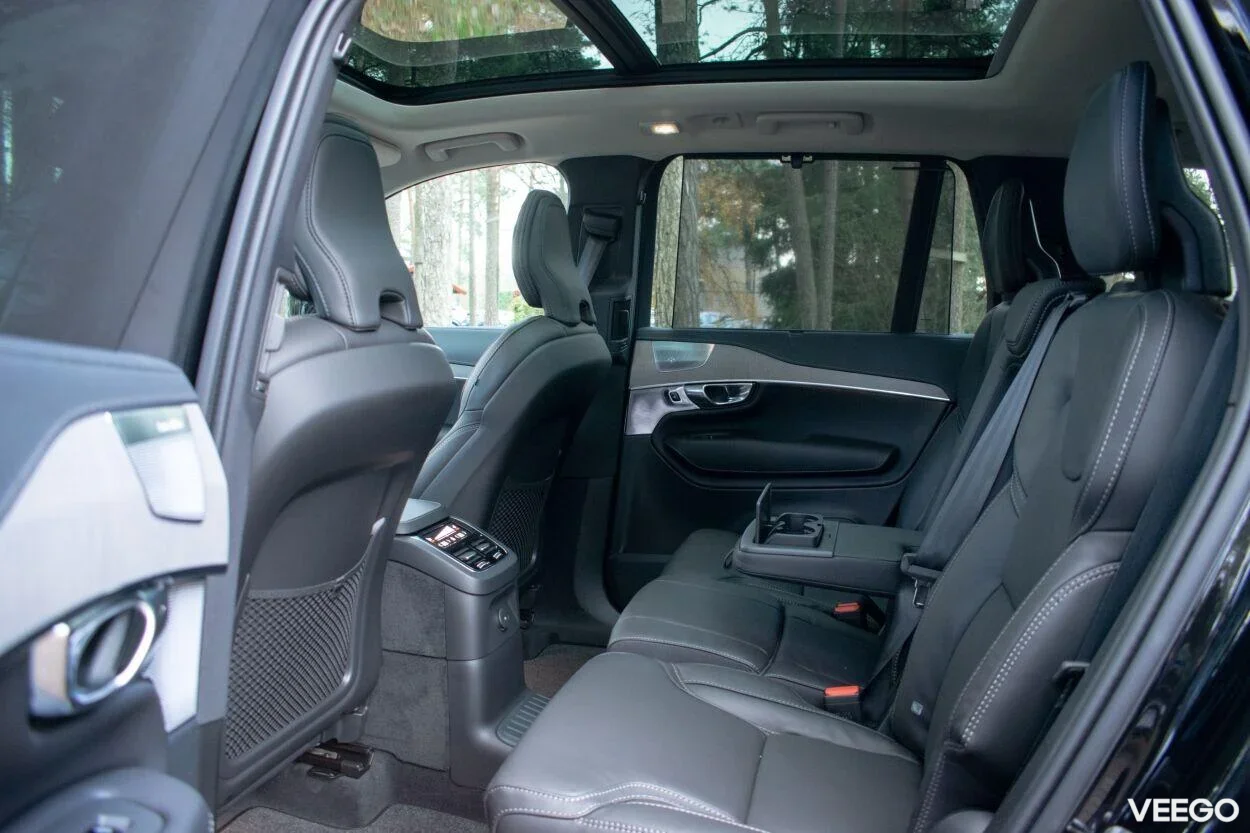 Volvo XC90 AWD Ultra DARK Ed Intelli PRO Lux FULL 2 335kW