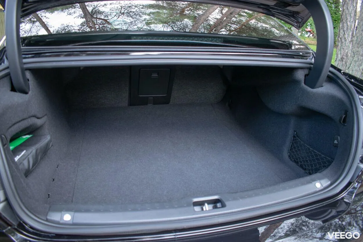 Volvo S90 AWD ULTIMATE BRIGHT XENIUM FULLOPT 2 183kW