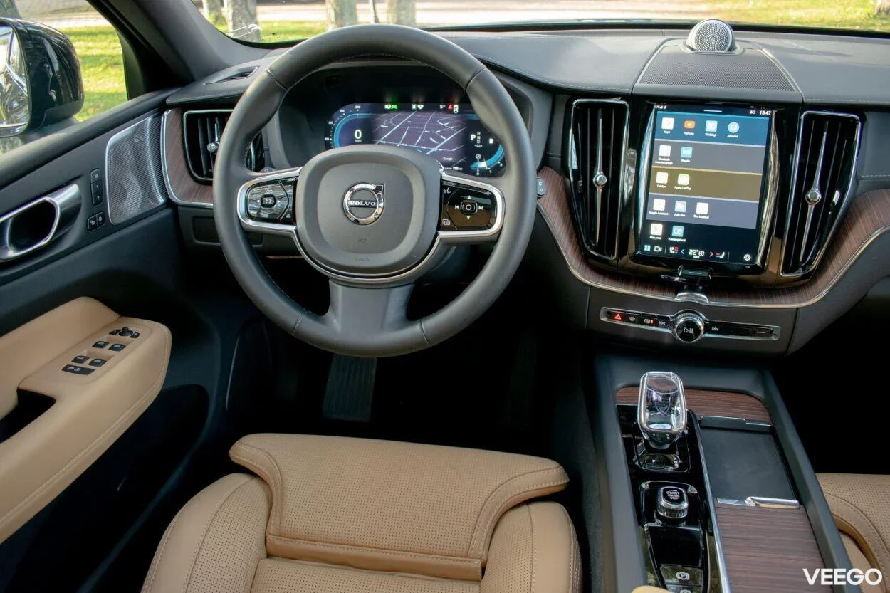 Volvo XC60 AWD Ultimate DARK Intelli PRO Xenium Fullopt 2 145kW