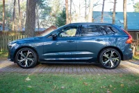 Volvo XC60 AWD Ultimate DARK Intelli PRO Xenium Fullopt 2 145kW thumbnail