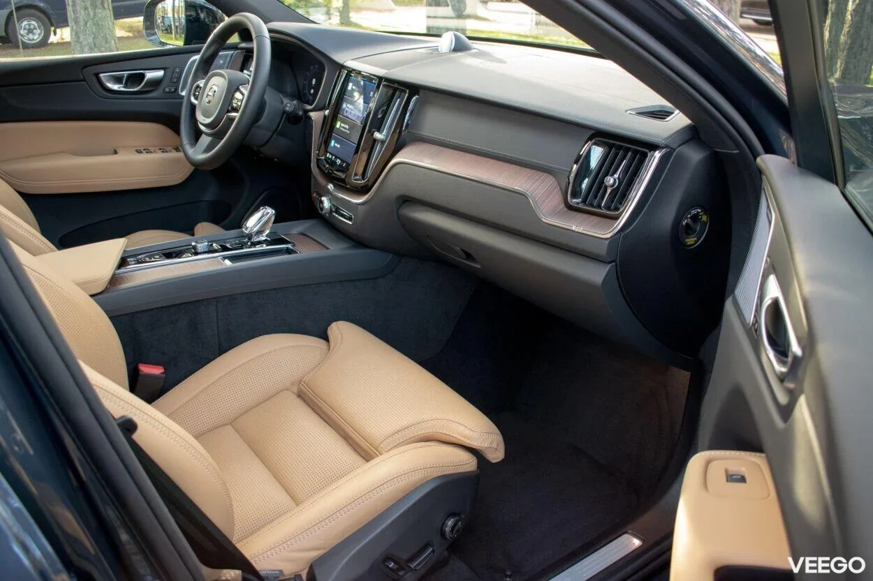 Volvo XC60 AWD Ultimate DARK Intelli PRO Xenium Fullopt 2 145kW