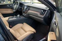 Volvo XC60 AWD Ultimate DARK Intelli PRO Xenium Fullopt 2 145kW thumbnail